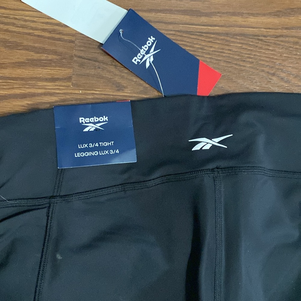 Reebok Black lux 3/4 tight leggings size 1X - Picture 9 of 9